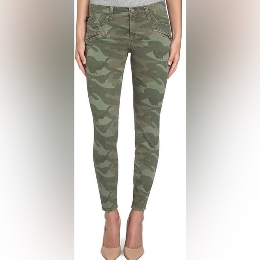 Rock & Republic Camo Pants